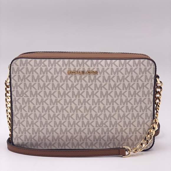 Michael Kors Handbags - Michael Kors EW Crossbody Bag Vanilla